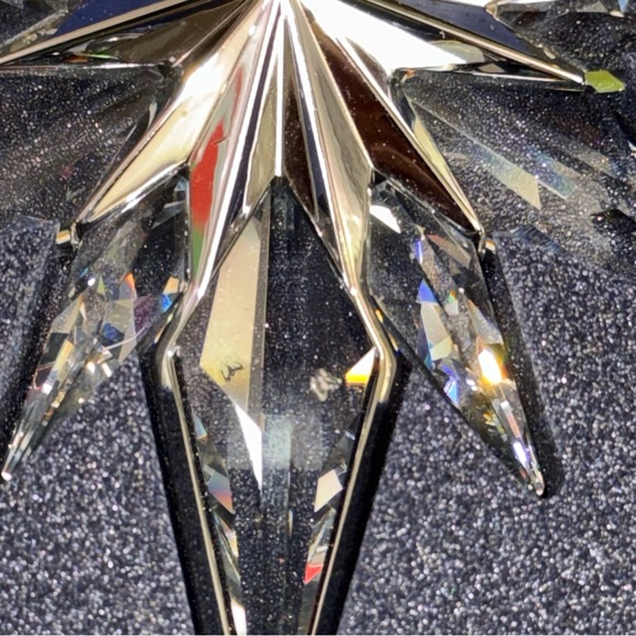 Swarovski Rockefeller Tree Topper Crystal Star Tree Topper Set - Picture 4 of 7